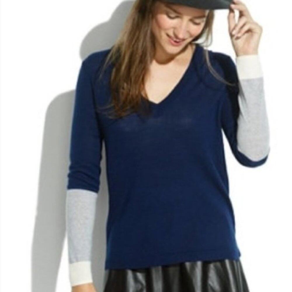 Madewell V Neck Colorblock Arm Wool Sweater Blue Gray Cream Size L